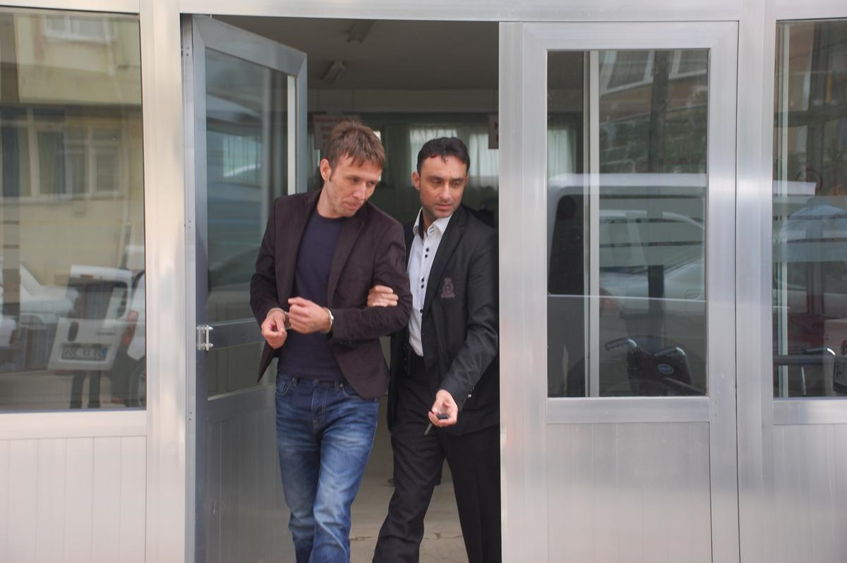 Suç İşleyince Yeniden Hapse Döndüler