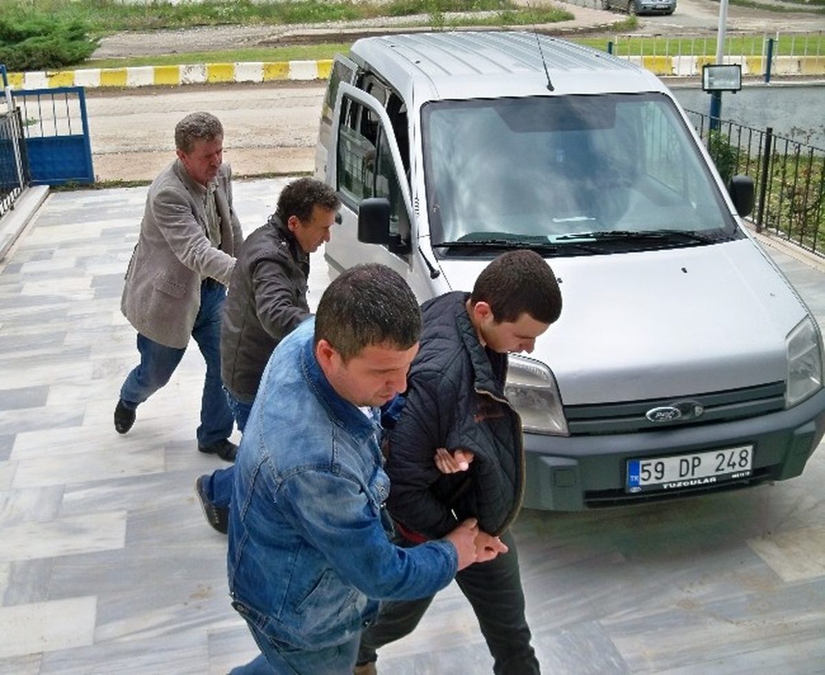 Tekirdağ Malkara\'da 3 Hırsızlık Şüphelisi Adliyeye Sevk Edildi