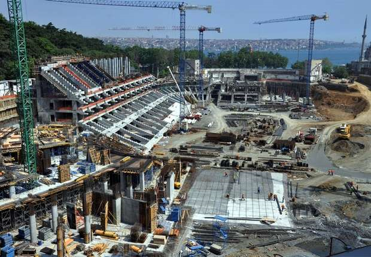 Vodafone Arena\'dan Kötü Haber!