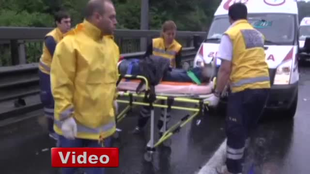 Yolcu Otobüsü Devrildi: 1 Ölü, 15 Yaralı