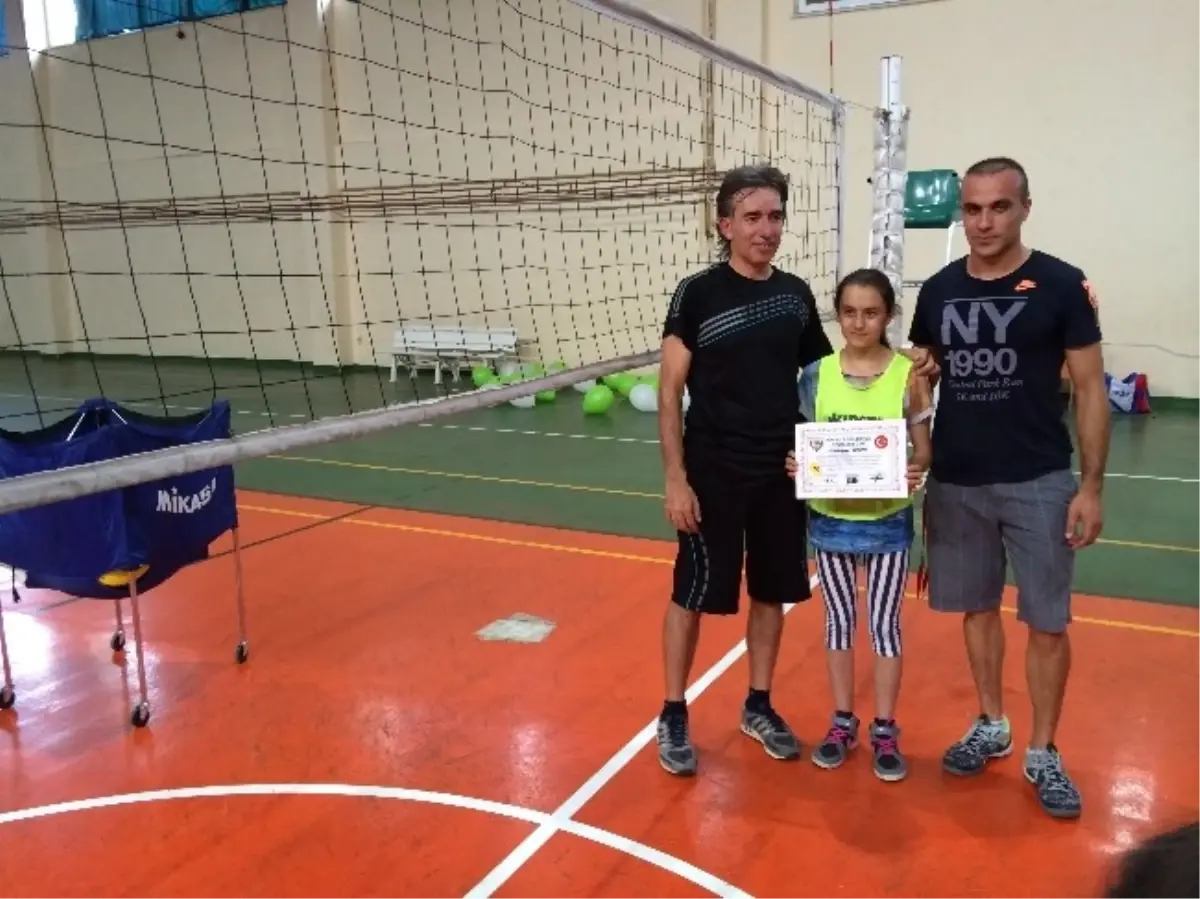 Anamur Belediye Spor Voleybol Temel Teknik Kursu Tamamlandı