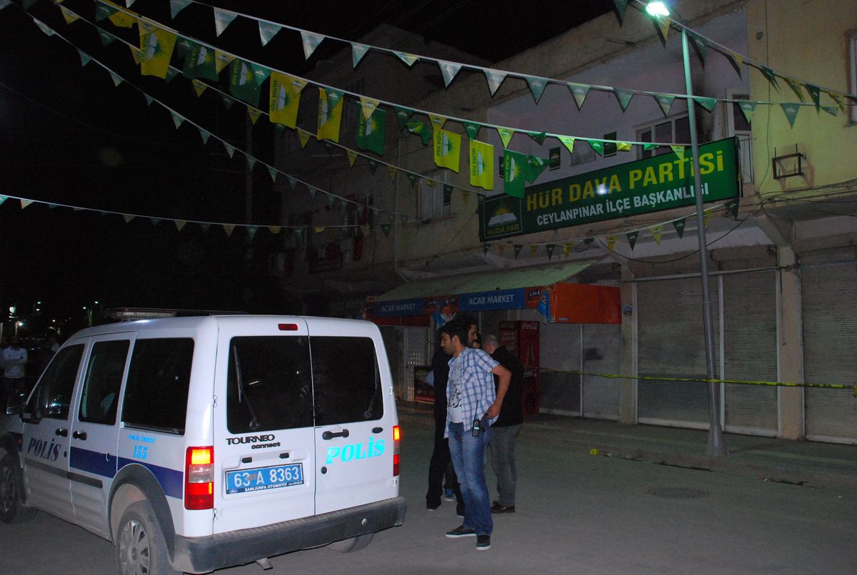 Cizre\'de Hüda-Par İlçe Başkanlığına Saldırı