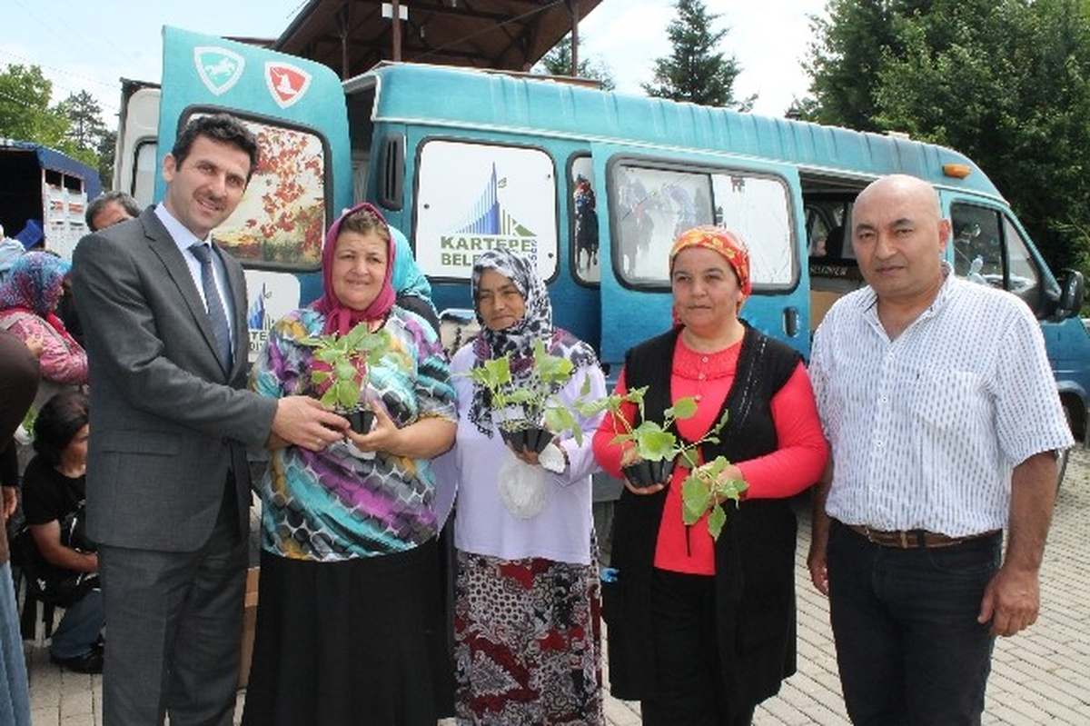 Kartepe Ekoköy\'de Fide Dağıtımı