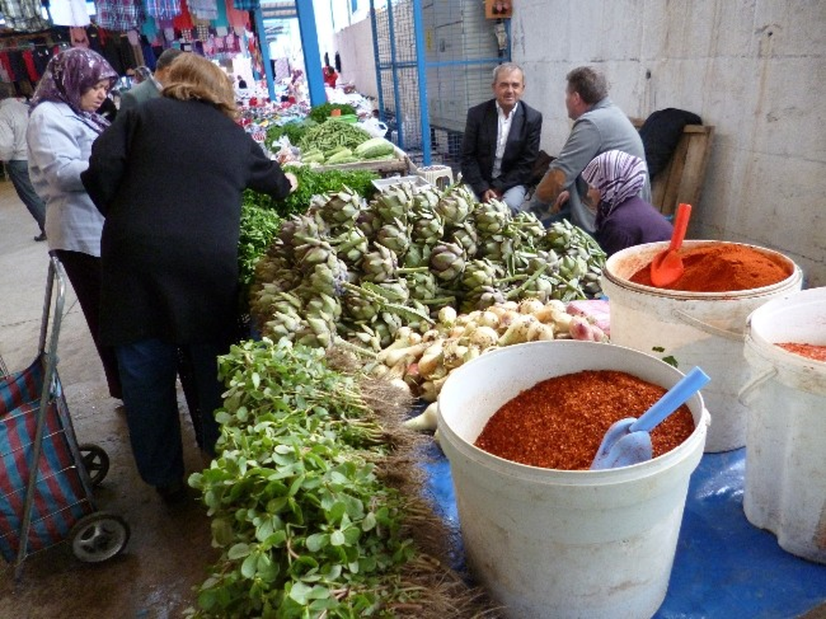 Sertifikalı Bayan Çiftciler Pazarda