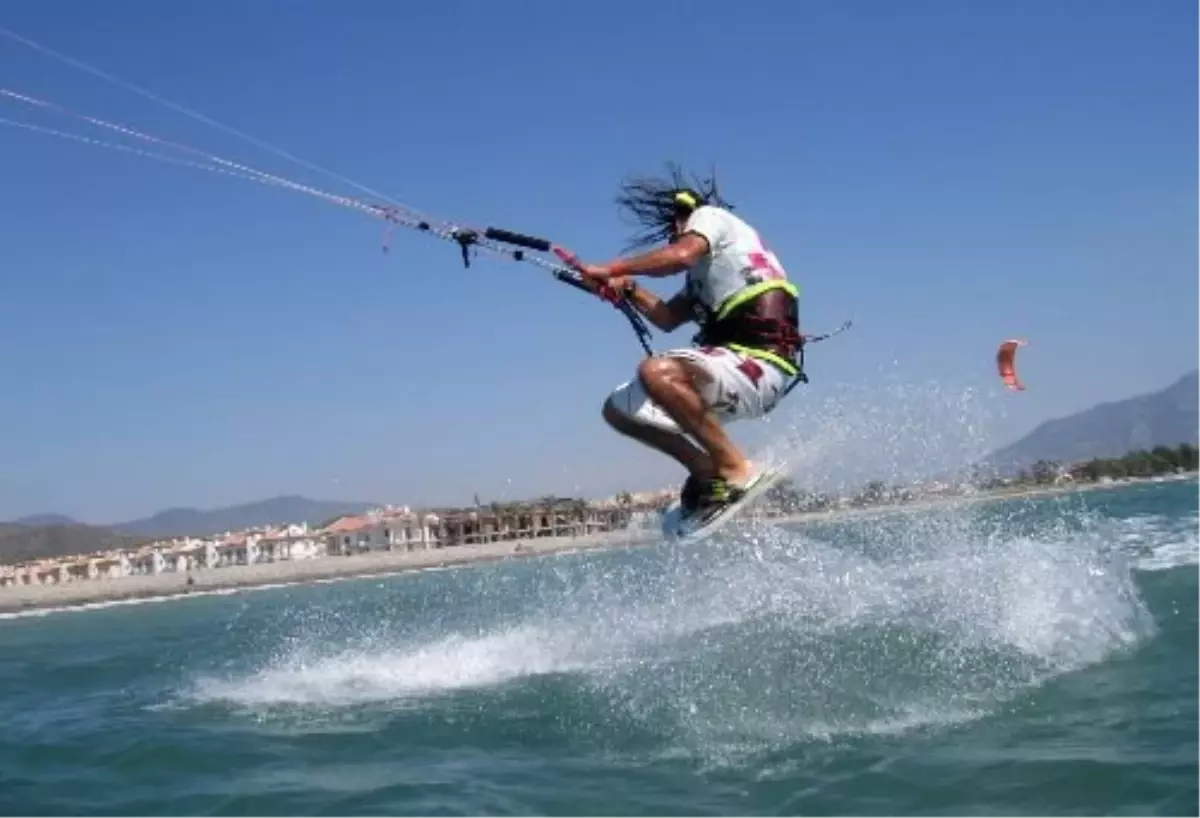 Sporcuların Rüzgarla Dans Ettiği Spor: Kiteboard