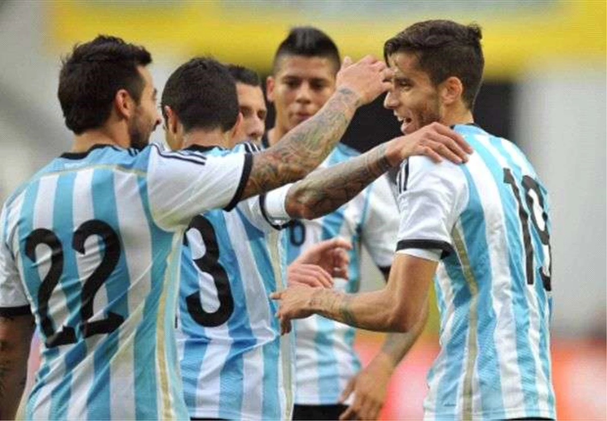 Arjantin Kupaya Hazır: 2-0