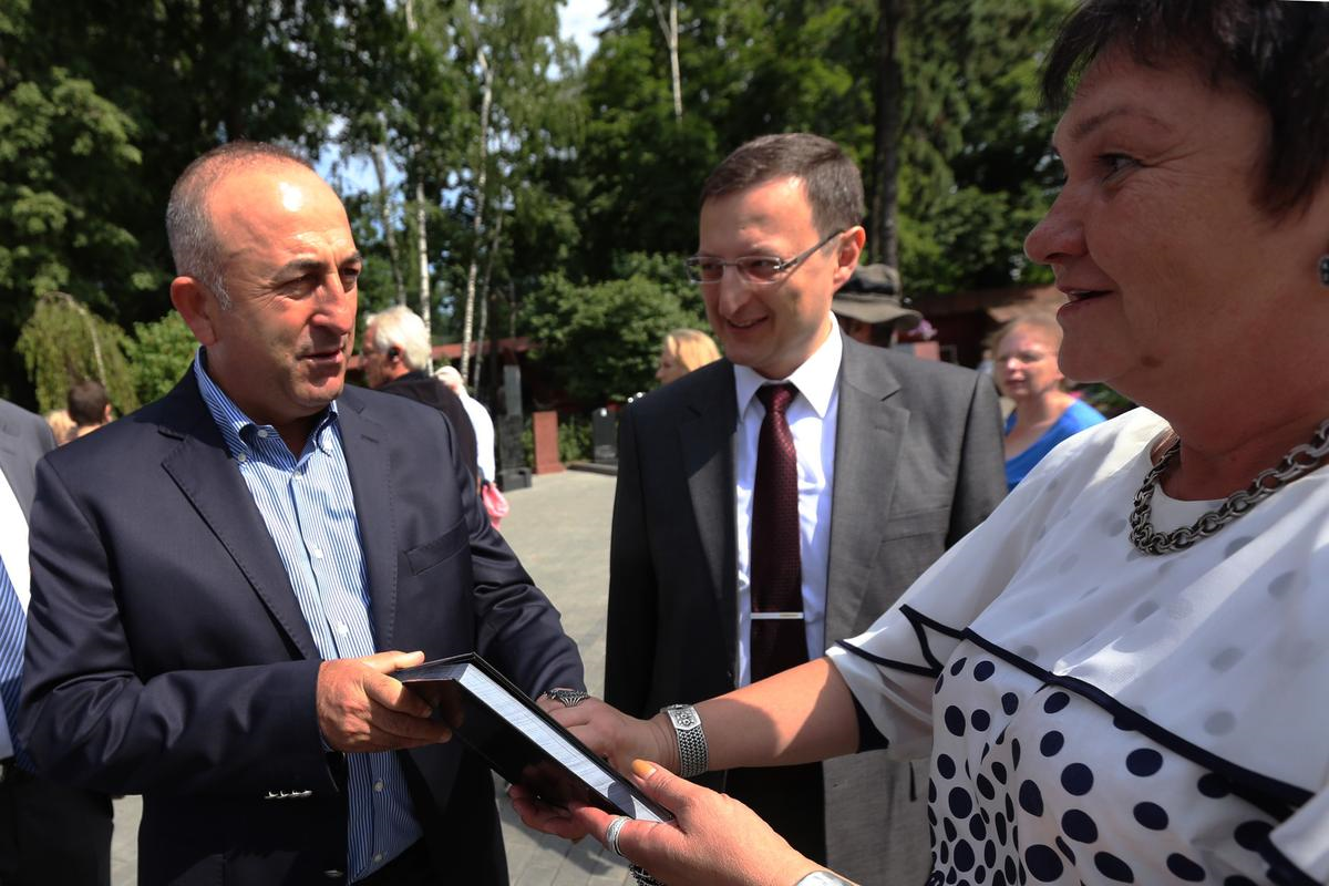 Avrupa Birliği Bakanı ve Başmüzakereci Çavuşoğlu Moskova\'da