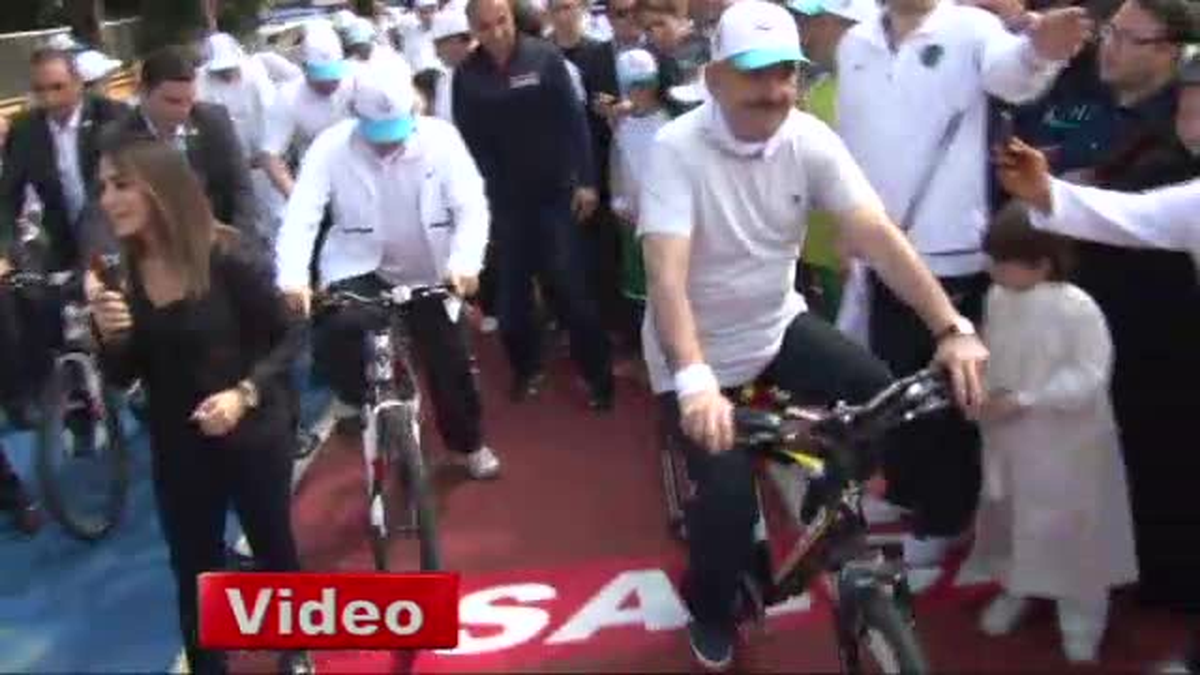 Bakan Müezzinoğlu Sağlıklı Yaşam İçin Pedal Çevirdi