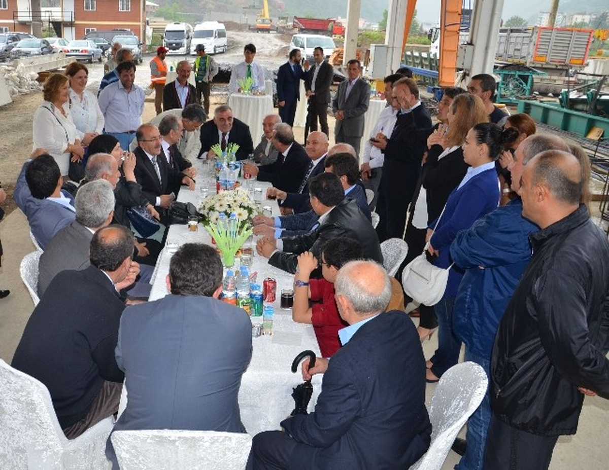 Başkan Gümrükçüoğlu: "Kastaş İçin Her Şeyi Yapacağız"