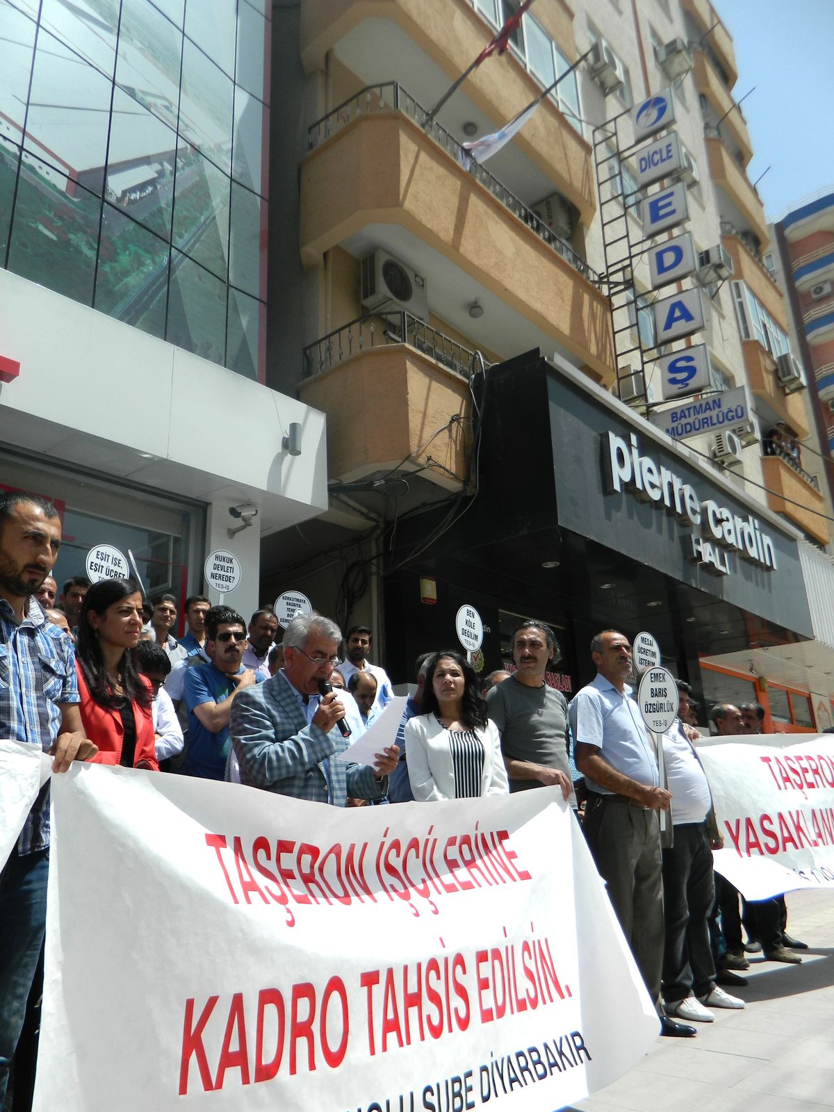 Dedaş Önünde Eylem