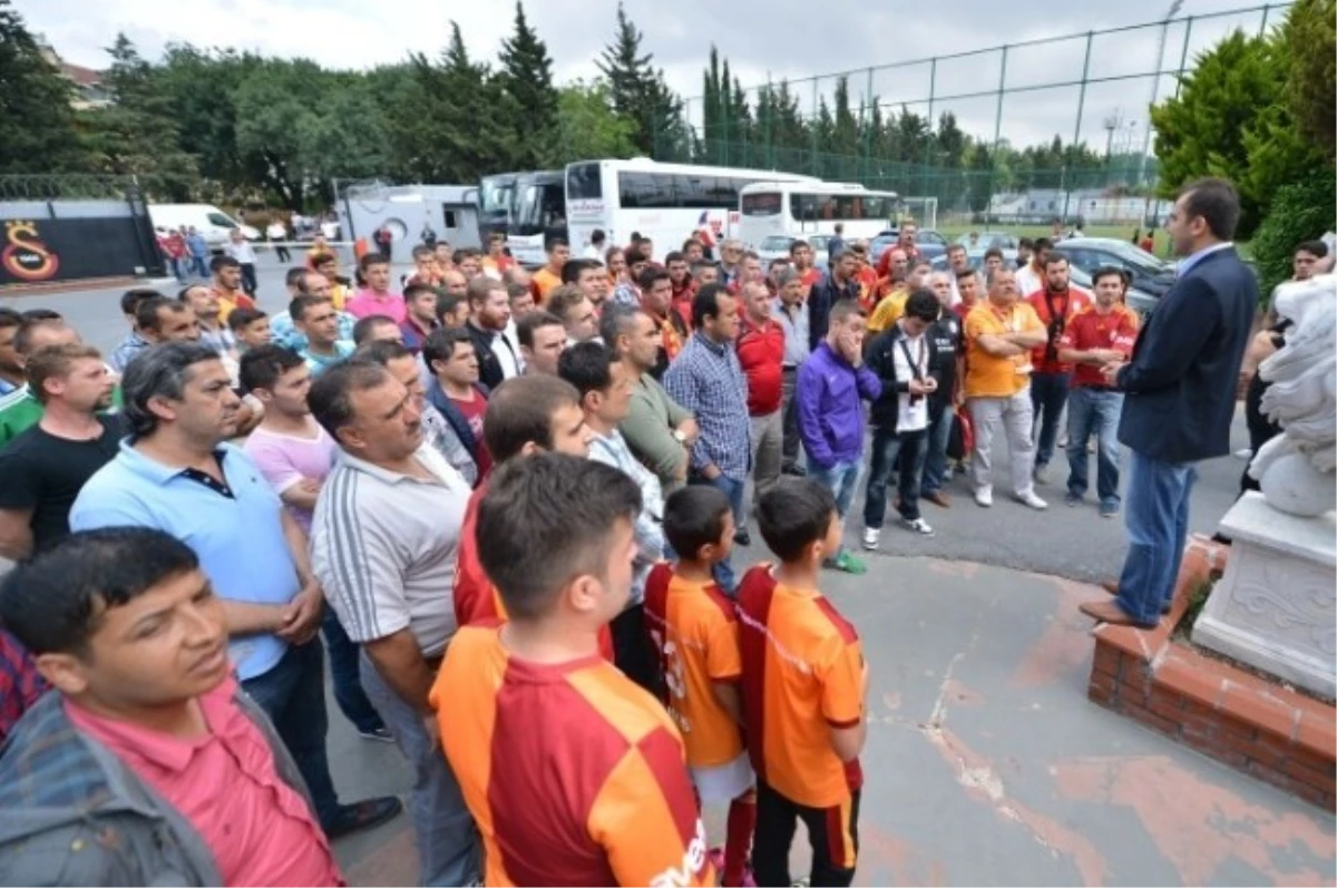 Galatasaray\'a Soma\'dan Ziyaret