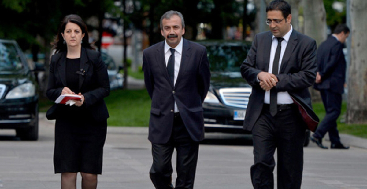 Hdp Heyeti Yarın İmralı\'ya Gidecek