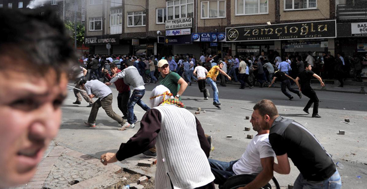 Okmeydanı ve Bağcılar\'da Polis Müdahalesi