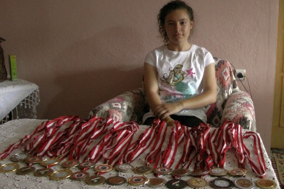 Liseli Çağla\'nın Atletizm Aşkı