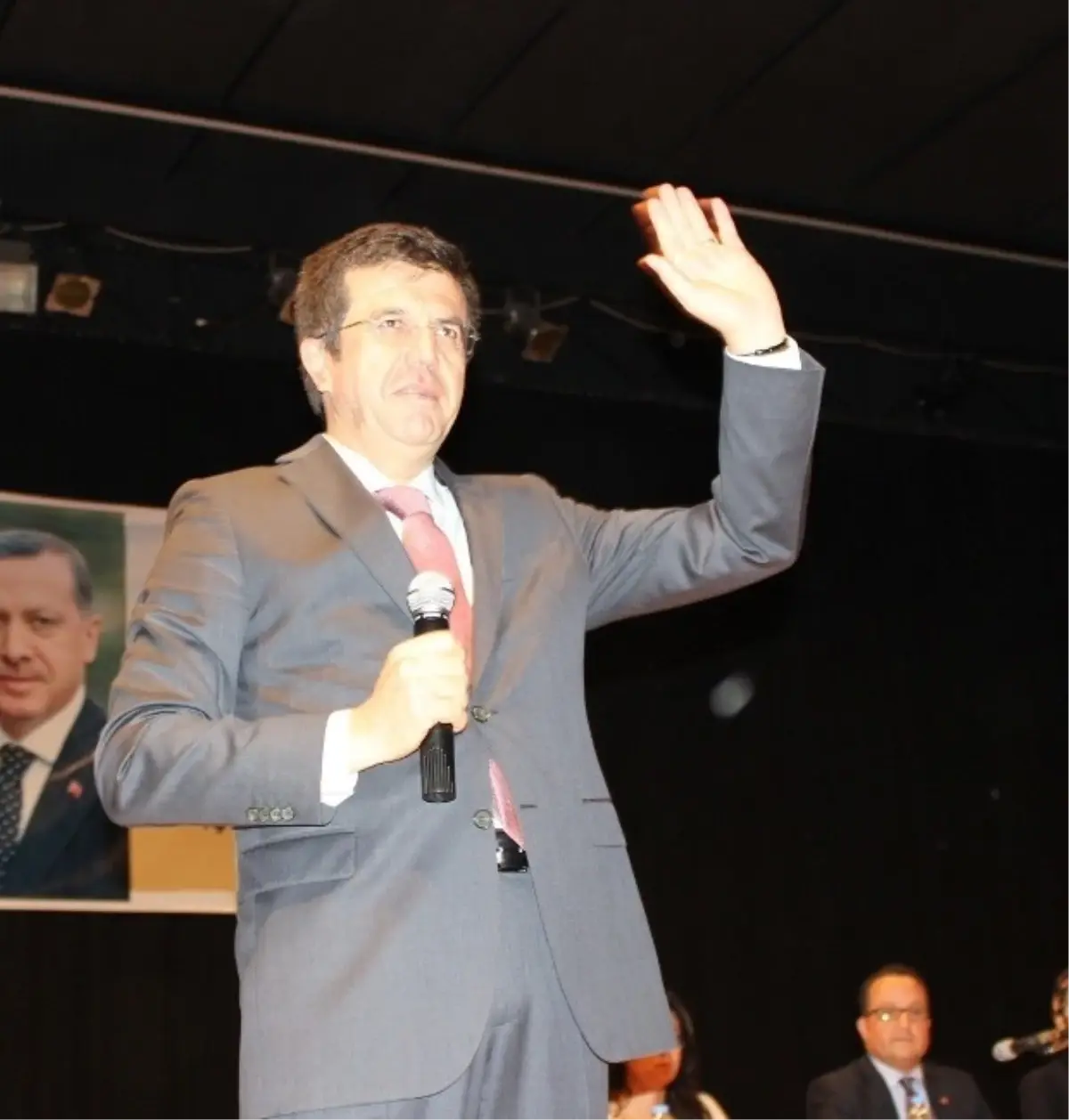 Zeybekci: "17 Aralık Bir Şerefsizlik Belgesidir"