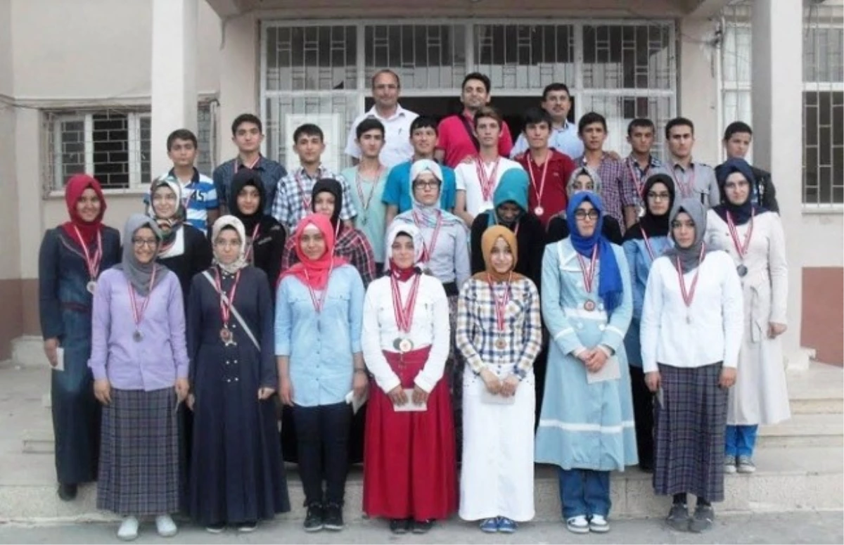 Anamur Anadolu İmam Hatip Lisesinde Ödül Töreni