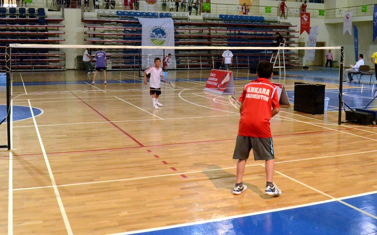 3. Türkiye Badminton Şampiyonası, Sakarya\'da Başladı