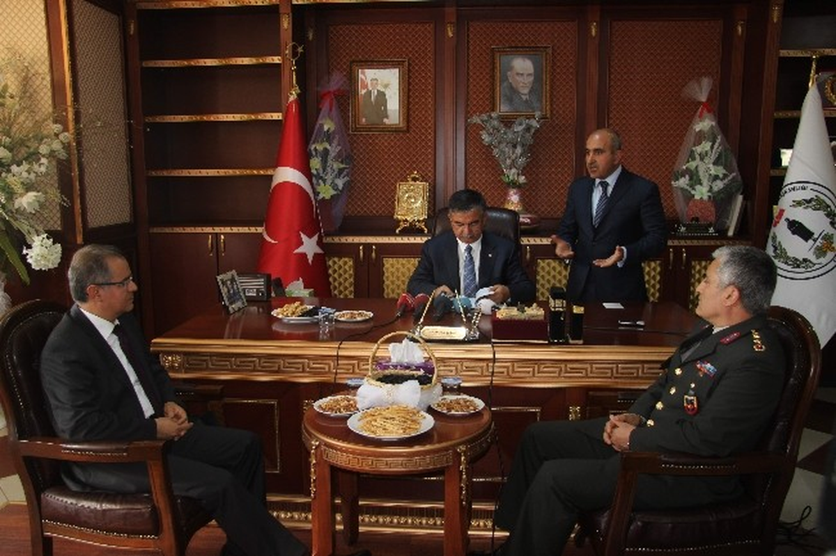 Bakan Yılmaz, Lice\'deki Olayları Değerlendirdi