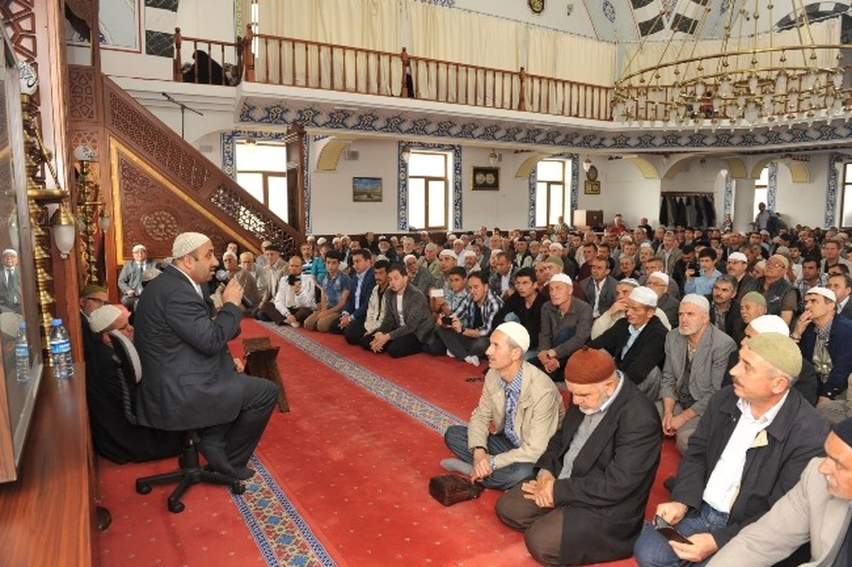 Bozüyük\'te Ömer Döngeloğlu\'ndan Soma Şehitleri Konferansı