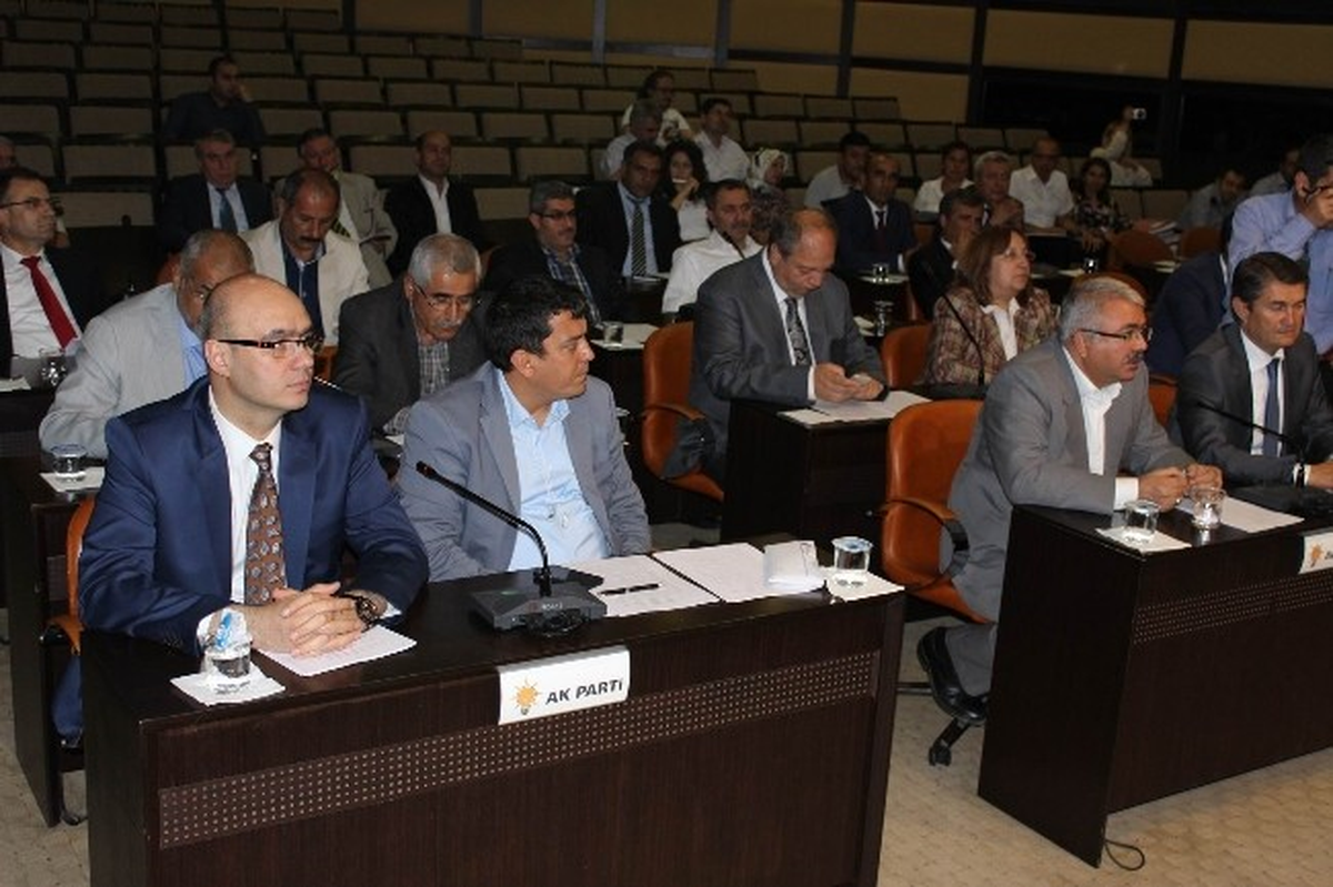 Gaziantep Büyükşehir Meclisinde 64 Madde Görüşüldü