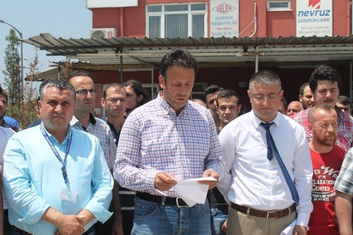 Gümrükçülerden Yol Tepkisi