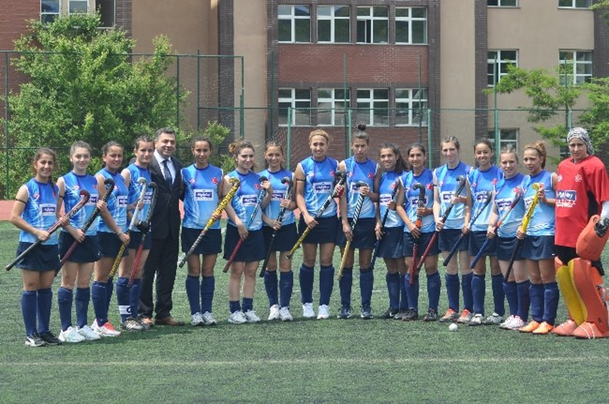 Highway Hokey Kulübü İkinci Avrupa Şampiyonluğuna Koşuyor