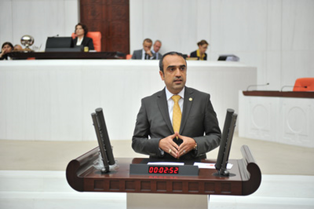 İçten; "Ayrıştıran \'Kürdistan\' Fikrini Reddediyorum"