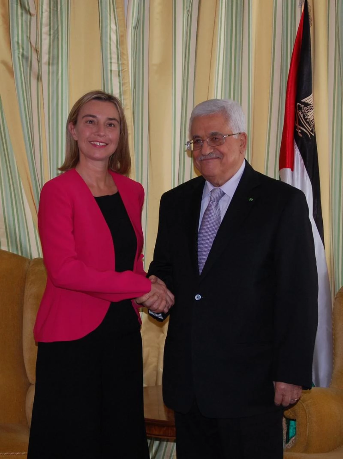 İtalya Dışişleri Bakanı Mogherini, Filistin ve İsrailli Liderlerle Görüştü