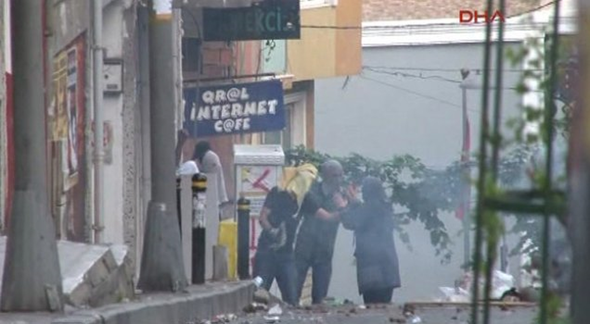 Kadından Okmeydanı\'ndaki Eylemcilere Tepki