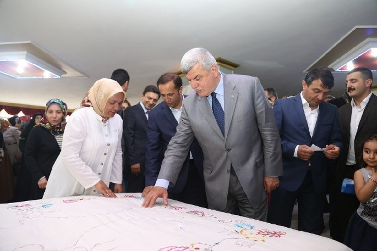 Komek Dilovası Sergisi Açıldı