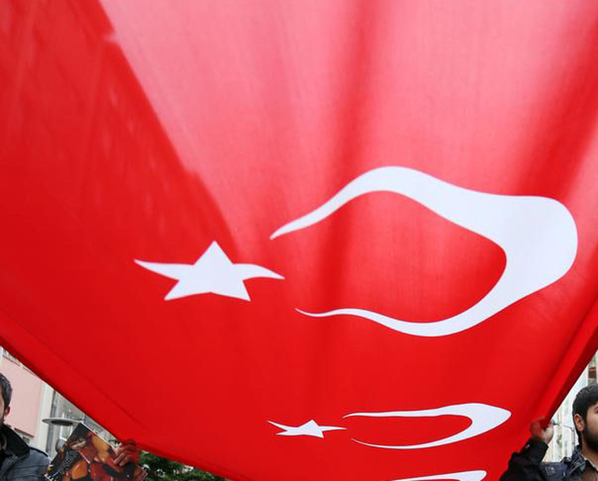 Sivas\'ta Bayrak Protestosu