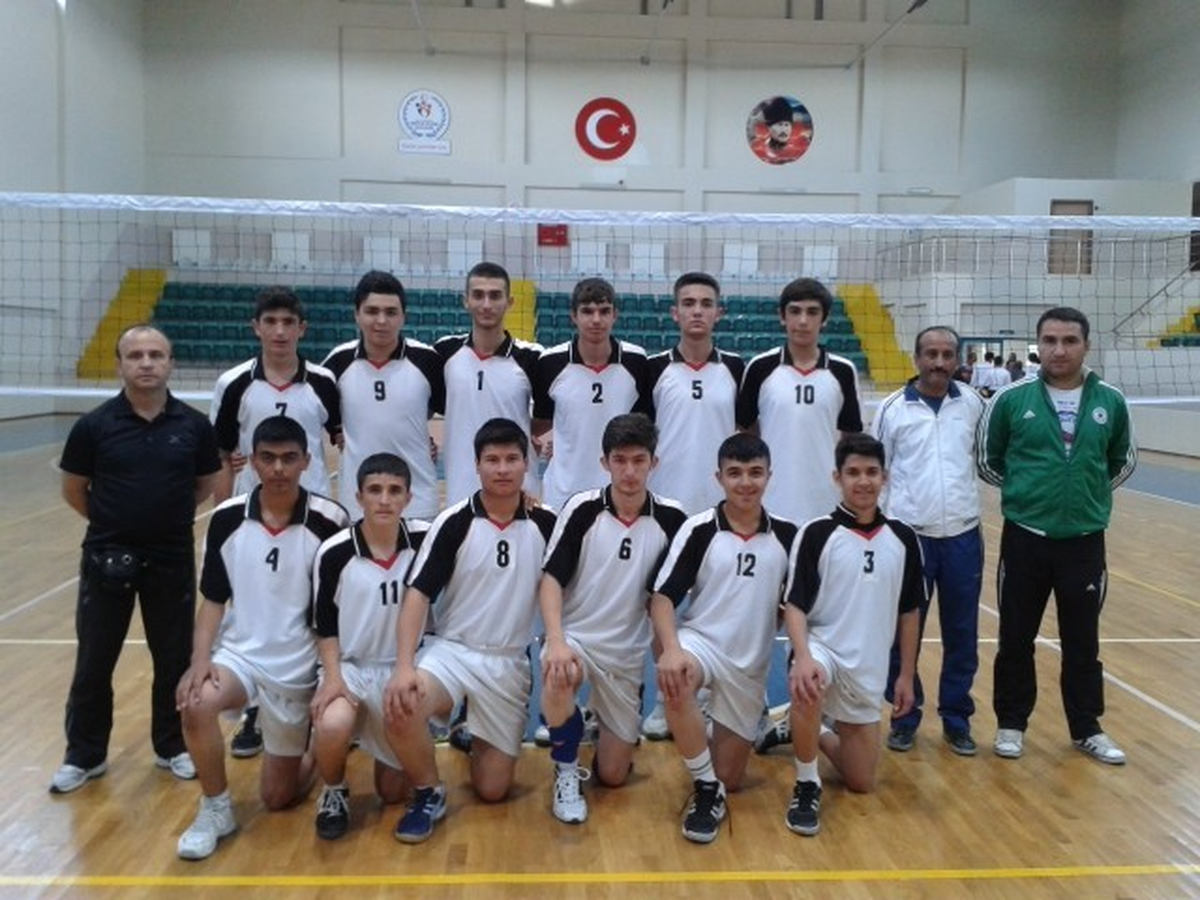 Melikgazi Belediyespor Voleybol Minik Erkekler (Yaş Grubu ) Takımı Final İçin Başkent\'te