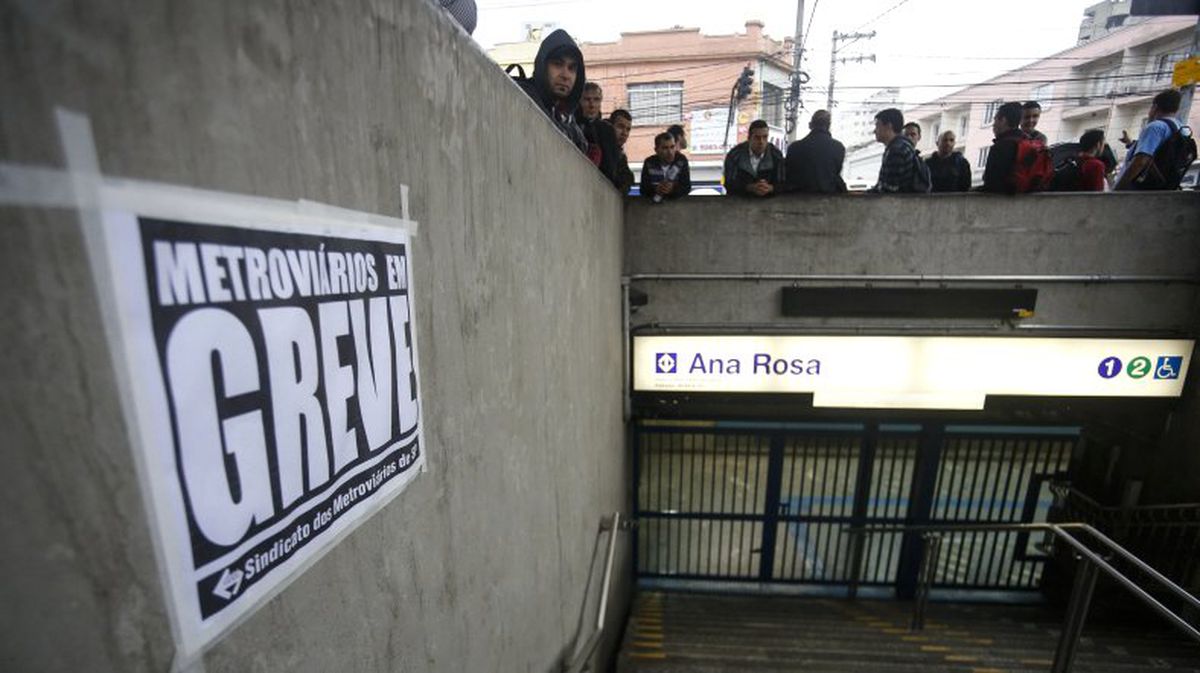 Metro İşçileri Grevi Bırakmıyor