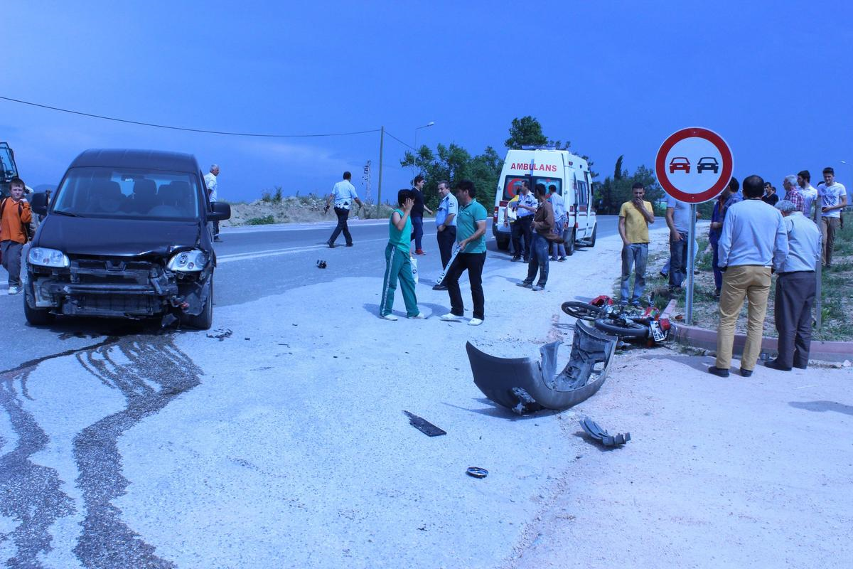 Osmaneli\'de Trafik Kazası: 1 Yaralı