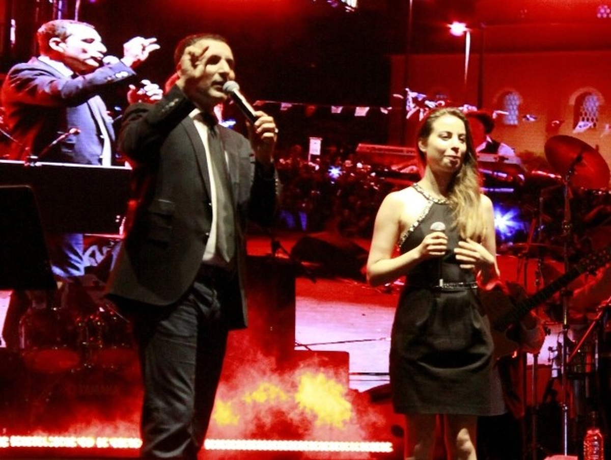 Rafet El Roman ve Ezo, Bandırmalıları Coşturdu
