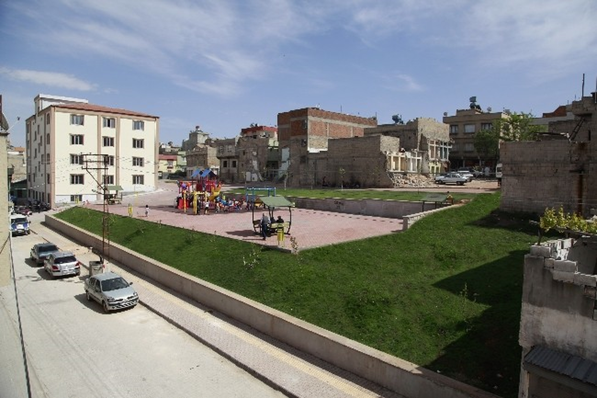 Şahinbey Belediyesi Yıkımlar Ardından Sosyal Tesisi ve Parkı Hizmete Sundu