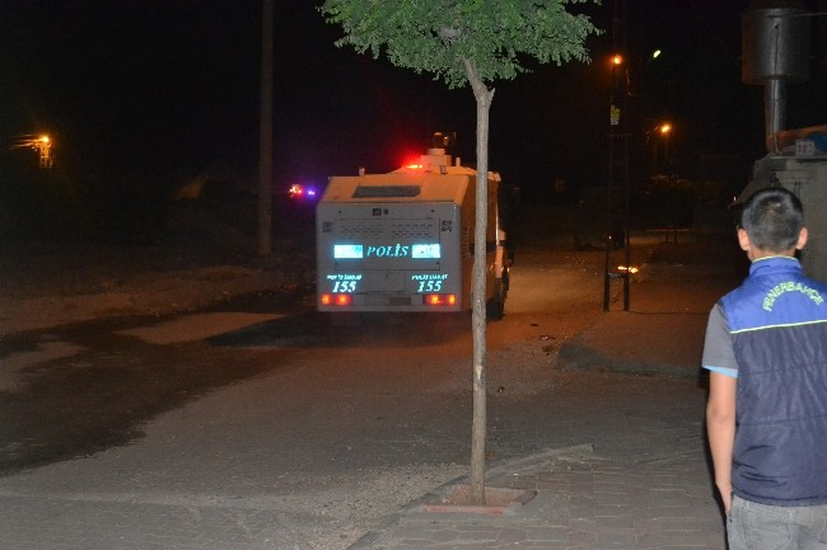 Silvan\'da Olayla Gece