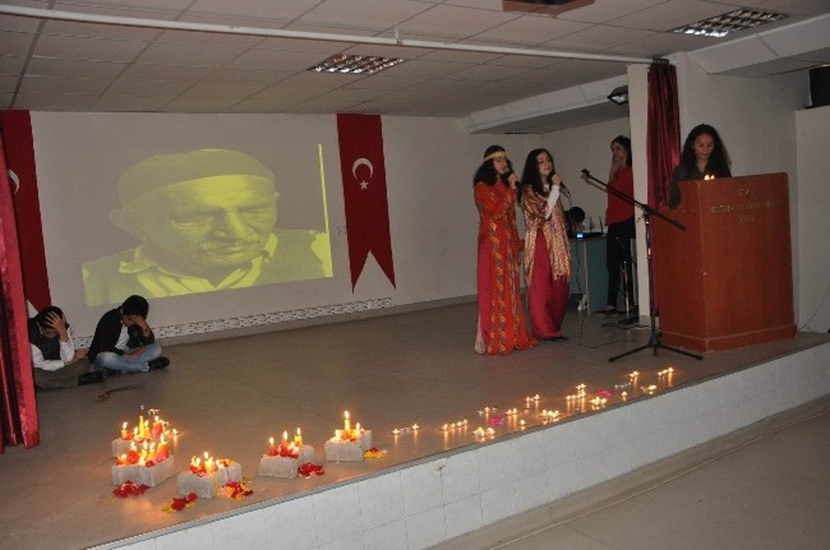 Suşehri\'nde \'Ve Söz Bitmedi Daha\' Adlı Program Düzenlendi