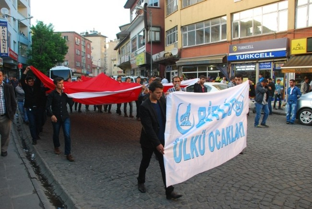 Ülkü Ocaklarının Basın Açıklamasına BDP\'lilerden Tepki
