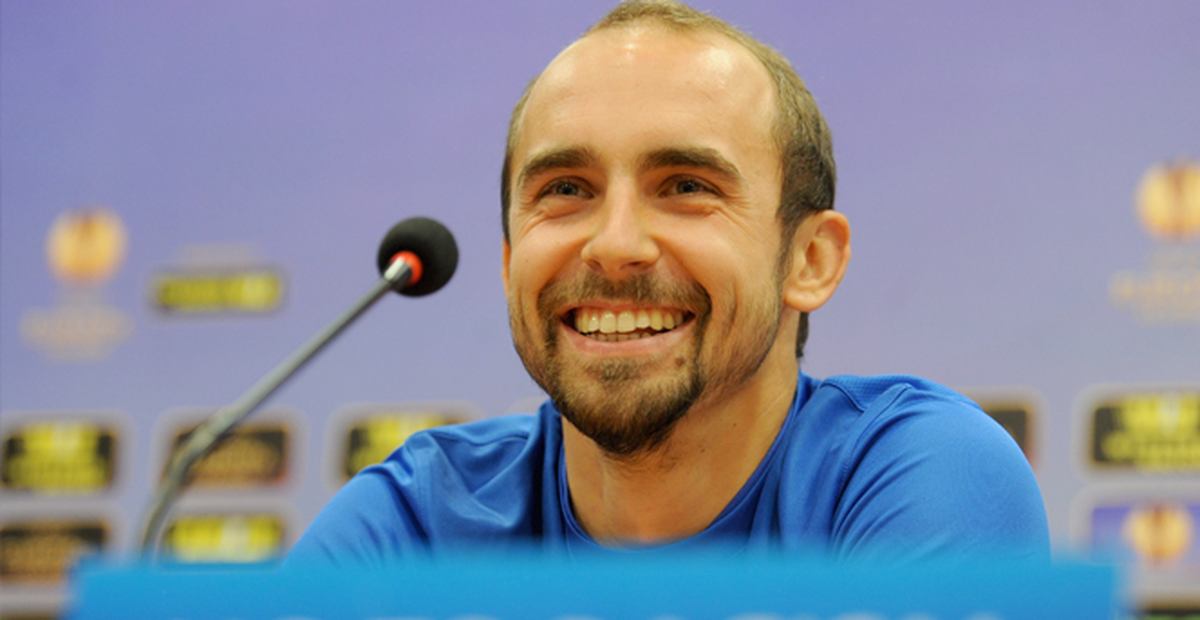 Adrian Mierjezewski, Al-Nasr\'a Transfer Oldu