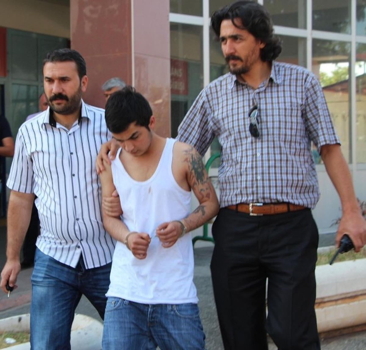 Ağabeyini Öldüren Kardeş Adliyeye Sevk Edildi