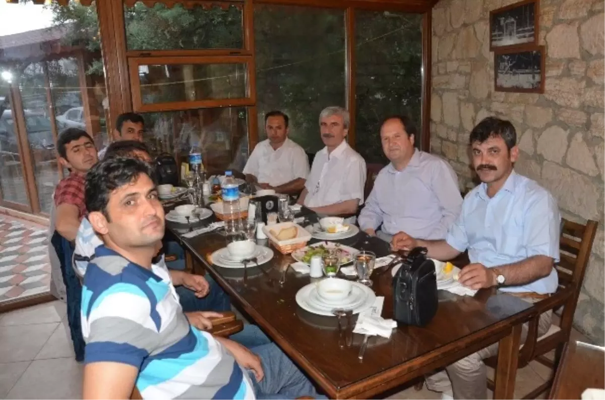 Akhisar Eğitim Bir-Sen'den Yetki İçin Teşekkür