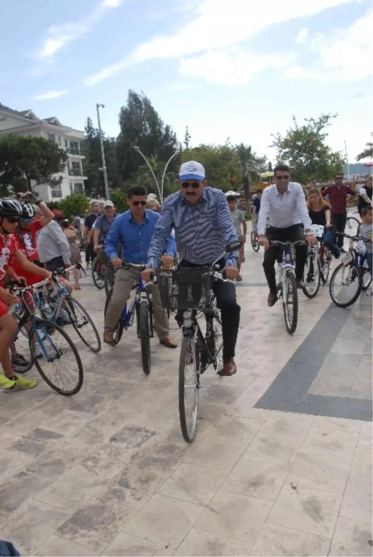 Fethiyeliler Kontak Kapatıp Pedal Çevirdi