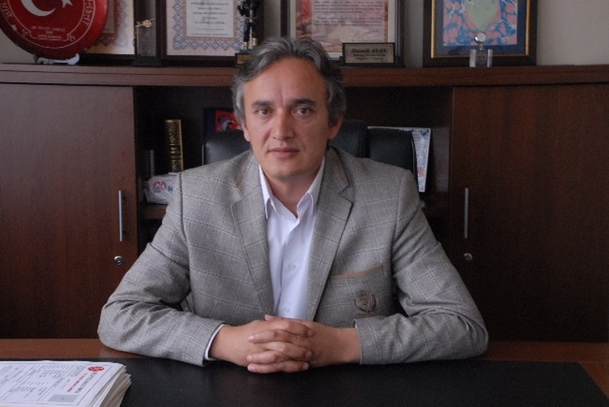 Ayan İstifalarla İlgili Net Konuştu