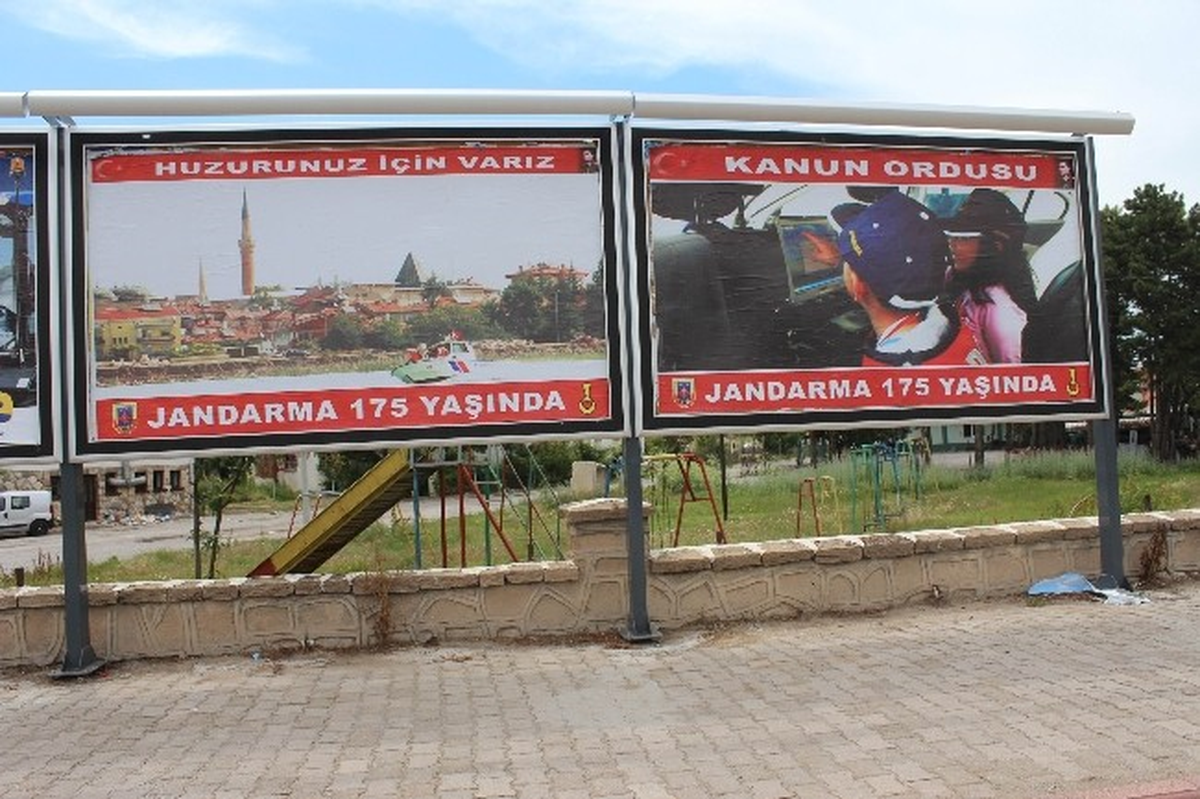 Beyşehir Belediyesinden Jandarmaya Kutlama Jesti