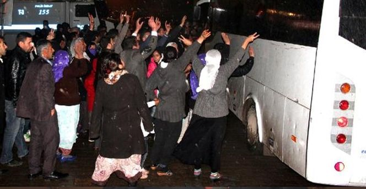 Cizre\'de Olaylar Çıktı: 1 Çocuk Yaralı