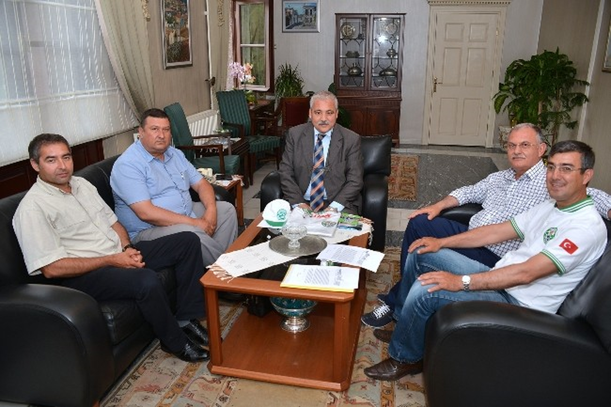 Dalyan Teknecilerinden Vali Güvençer\'e Ziyaret