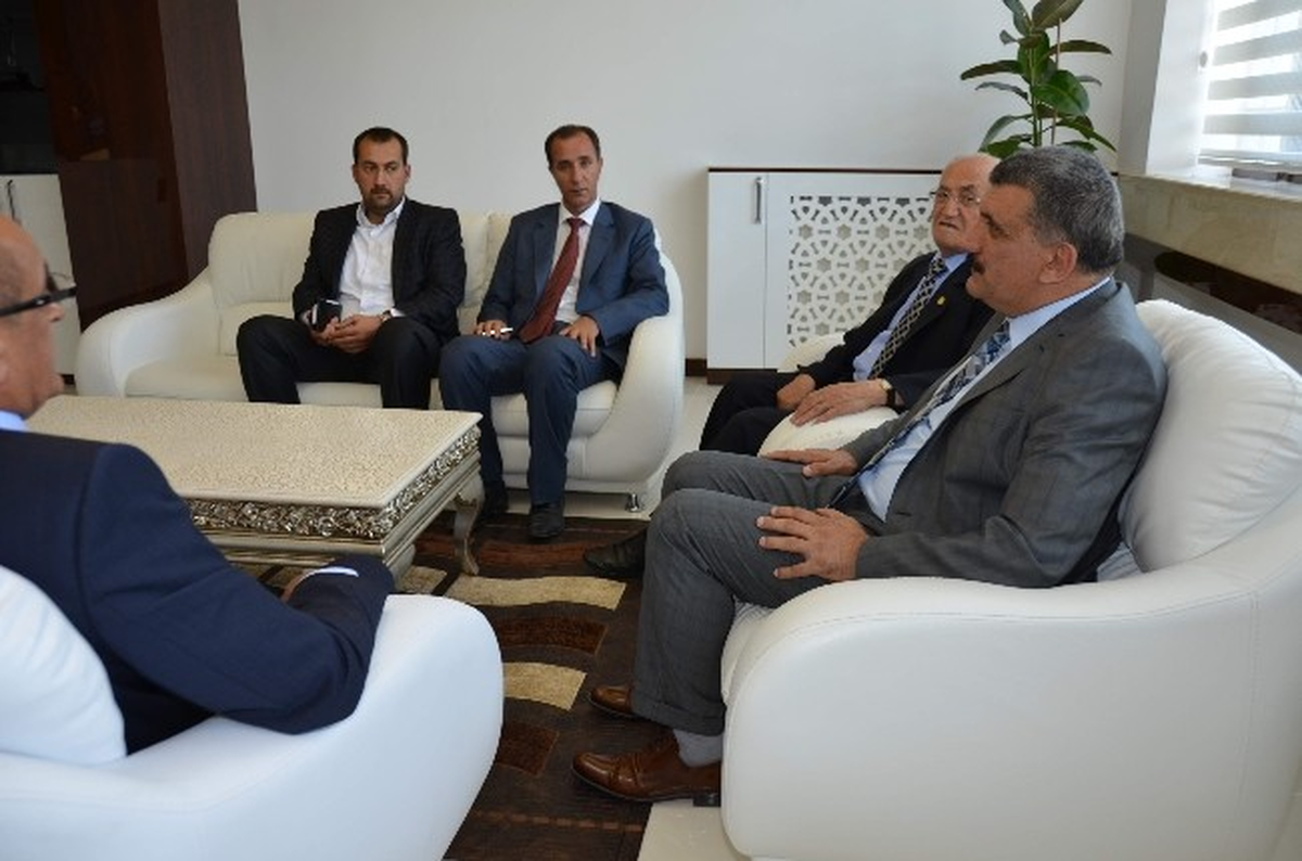 Galip Demirel\'den Belediye Başkanı Selahattin Gürkan\'a Ziyaret