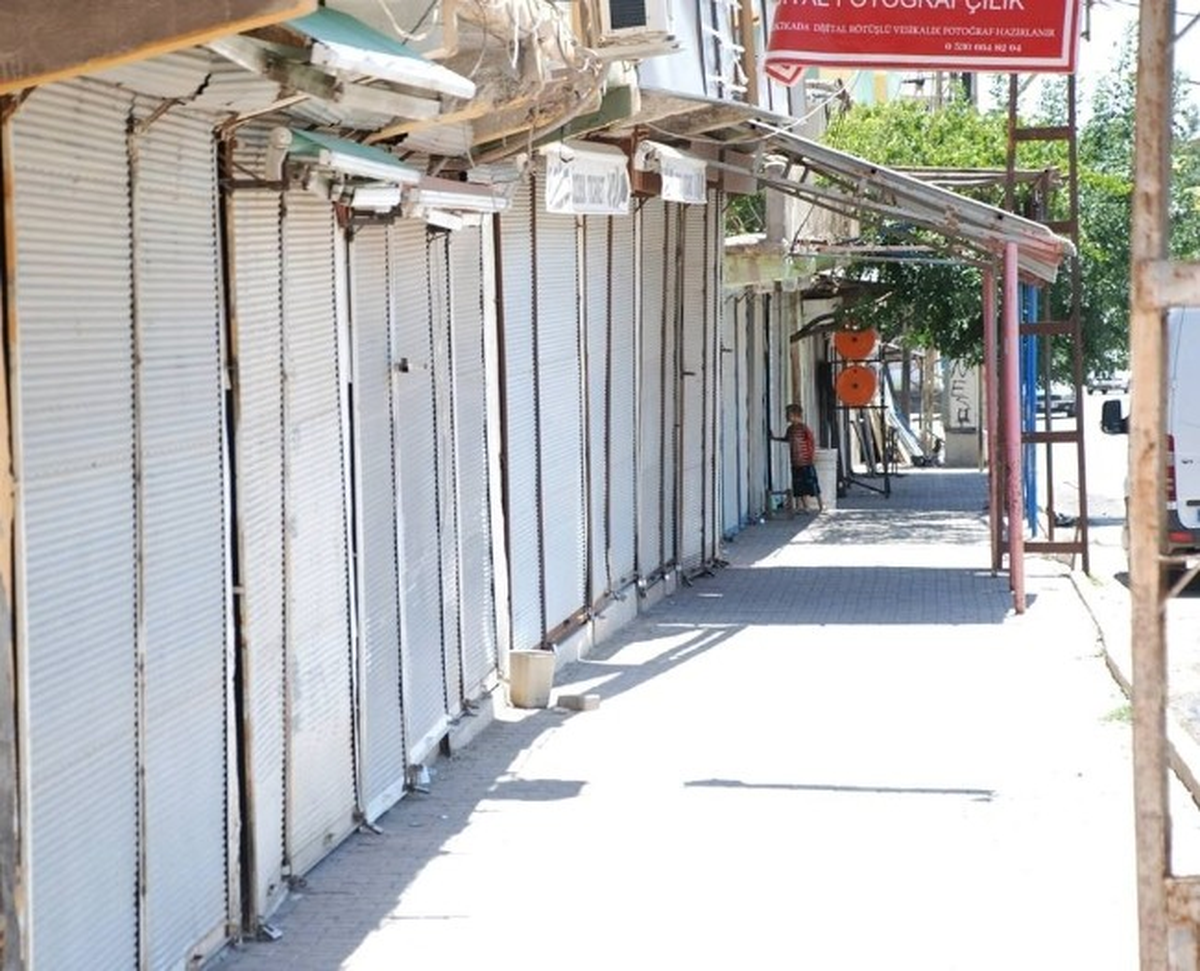 Hani\'de Kepenk Açılmadı