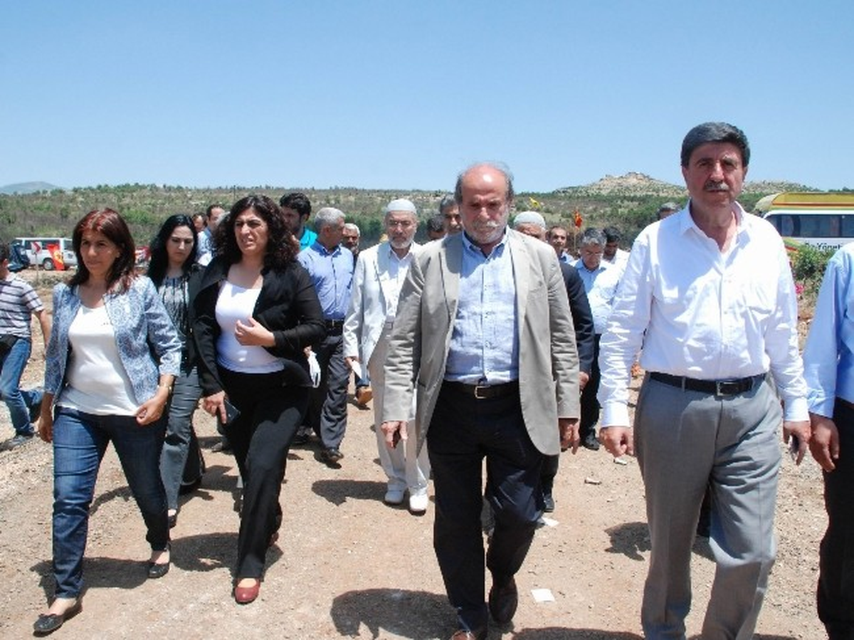 Hdp\'nin Lice\'deki Grup Toplantısı